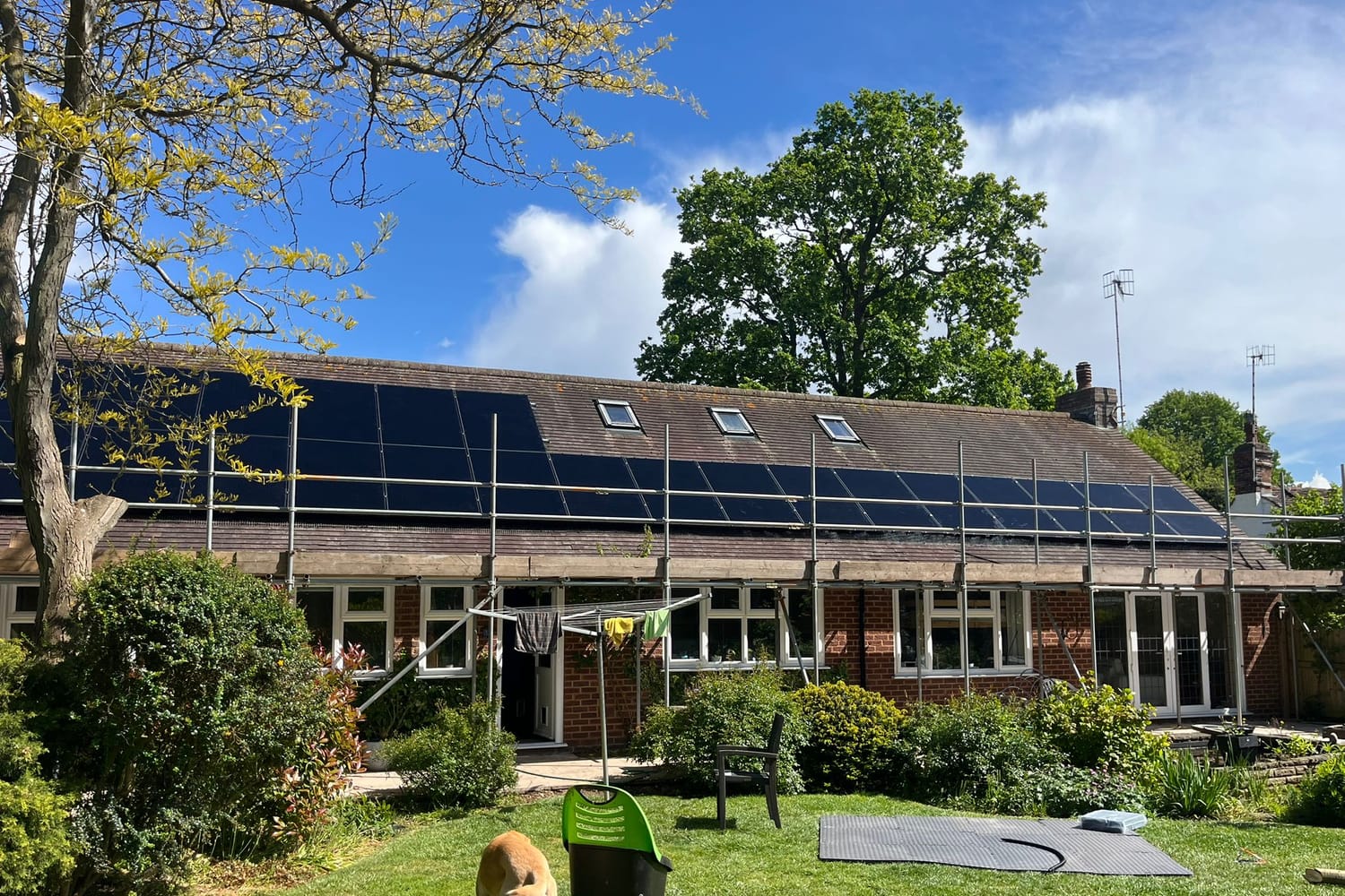 Detached Bungalow with EV Charging
